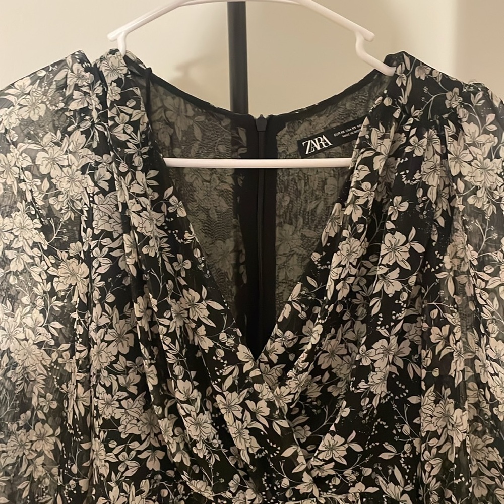 Floral Zara dress (xs)